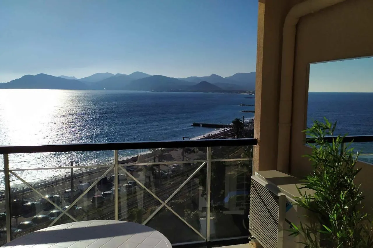 Nice Apartment With Sea View And Balcony Κάννες Γαλλία